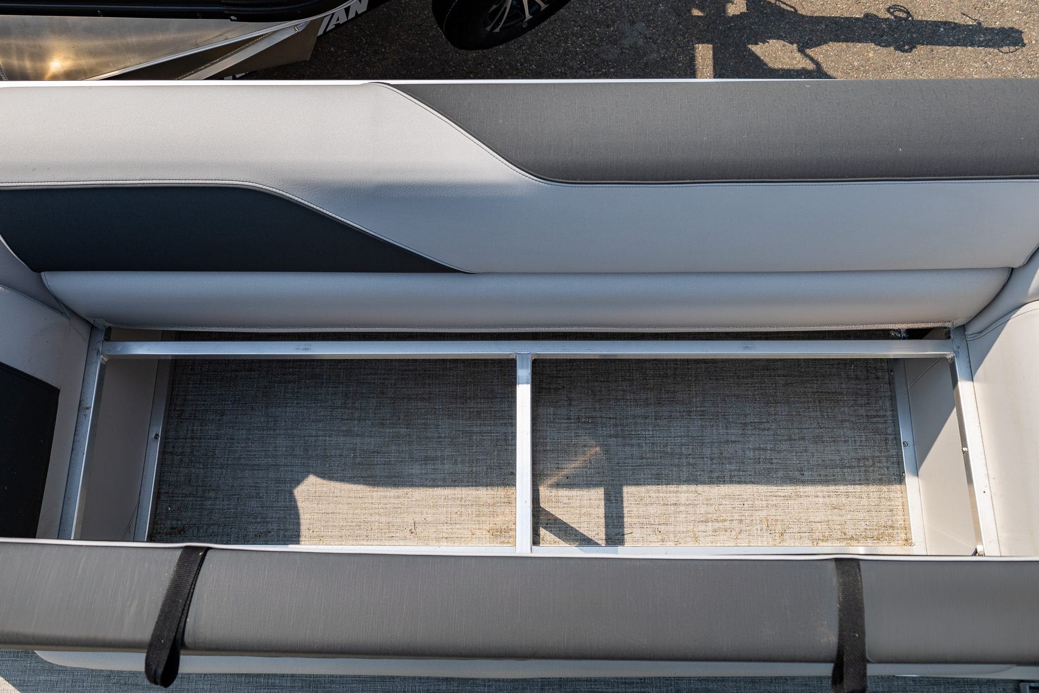 Tahoe Pontoon Boat - Sport Quad Lounge 2380 - Image 15