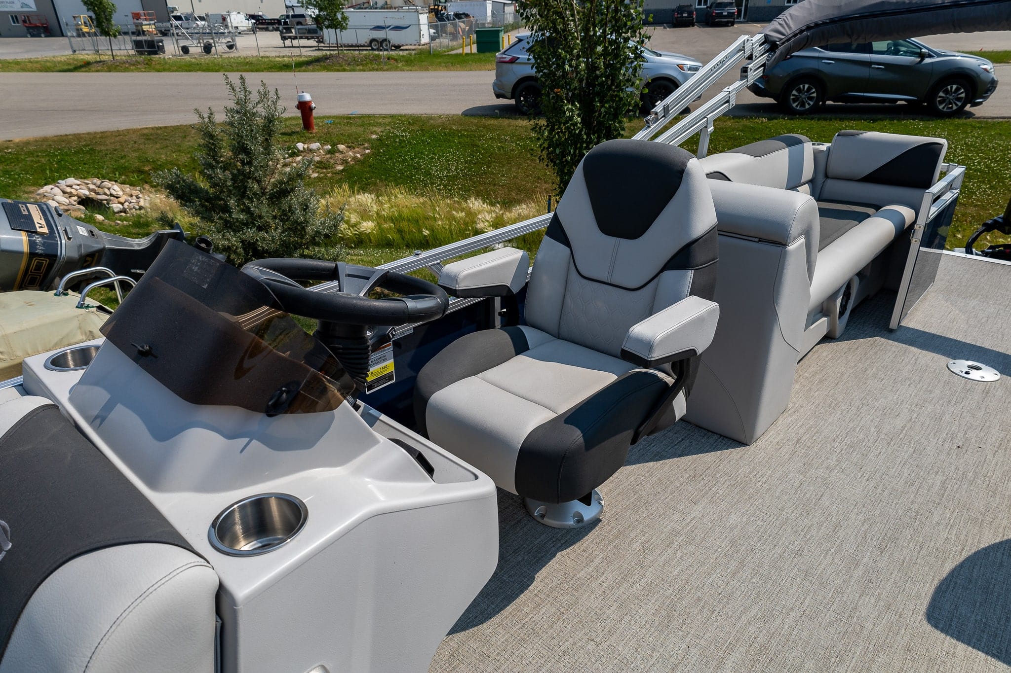 Tahoe Pontoon Boat - Sport Quad Lounge 2380 - Image 18