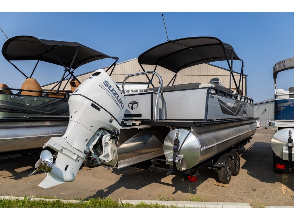 2025 Tahoe Sport 85 Elite Windshield (23 ft) - Image 5