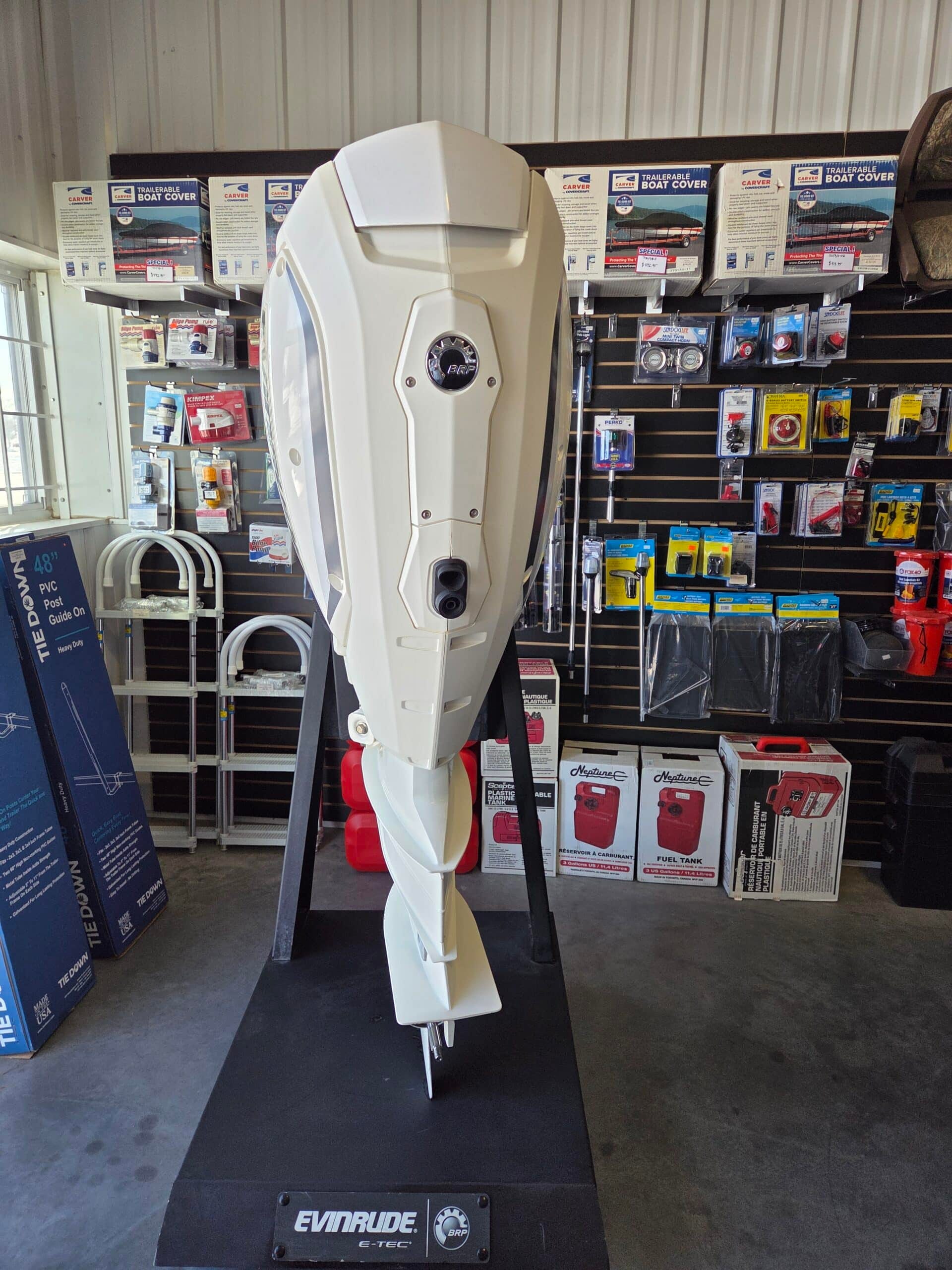 2020 Evinrude 140 hp Outboard Motor - Image 4